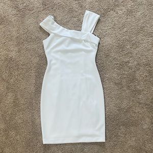 Vince Camuto Size 4 Ivy Off the shoulder dress